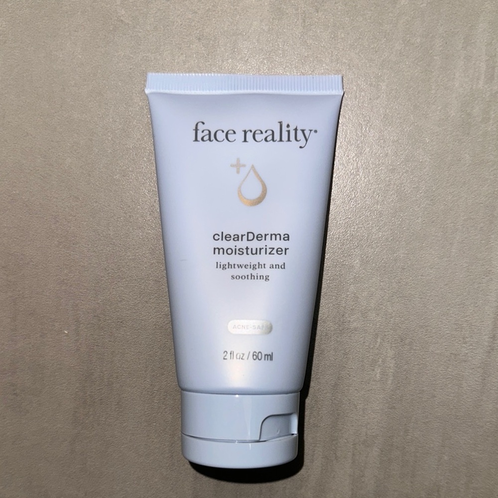 ClearDerma Moisturizer - Lightweight and Soothing Cream